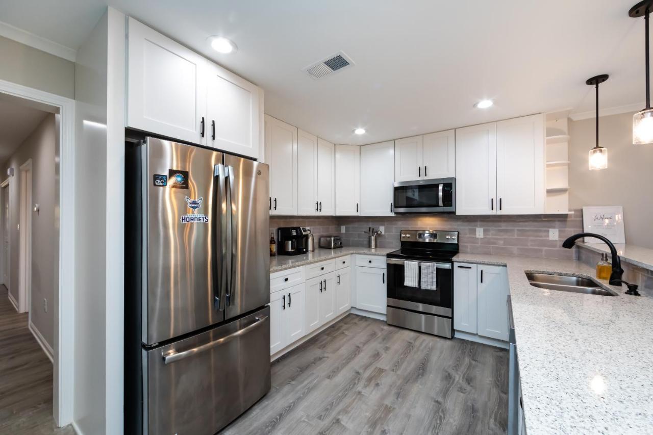 Brandnew Spacious 4 Bedroom House Minutes To Uptown Charlotte Buitenkant foto